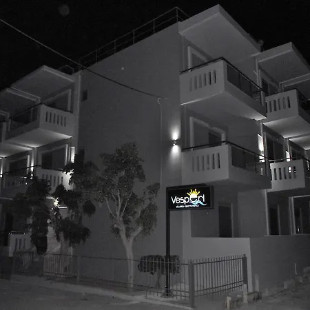 Vesperi & Apartman *