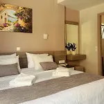 Vesperi Studios & Apartments *